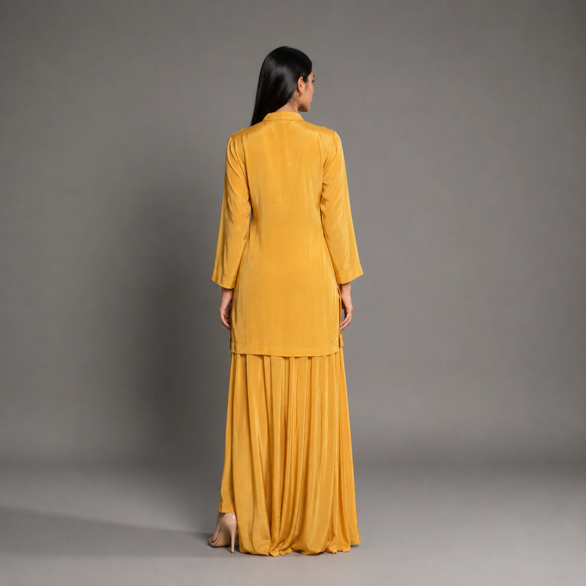 The Mustard Mirror-Work Coord Set