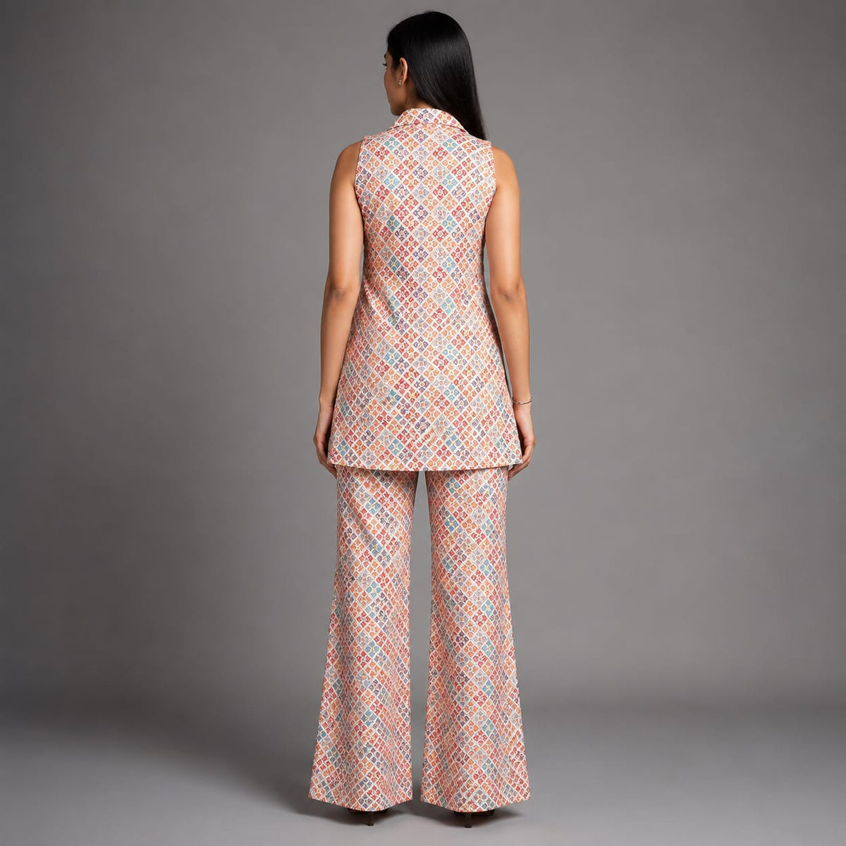 The Peach Geometric-Print Coord Set